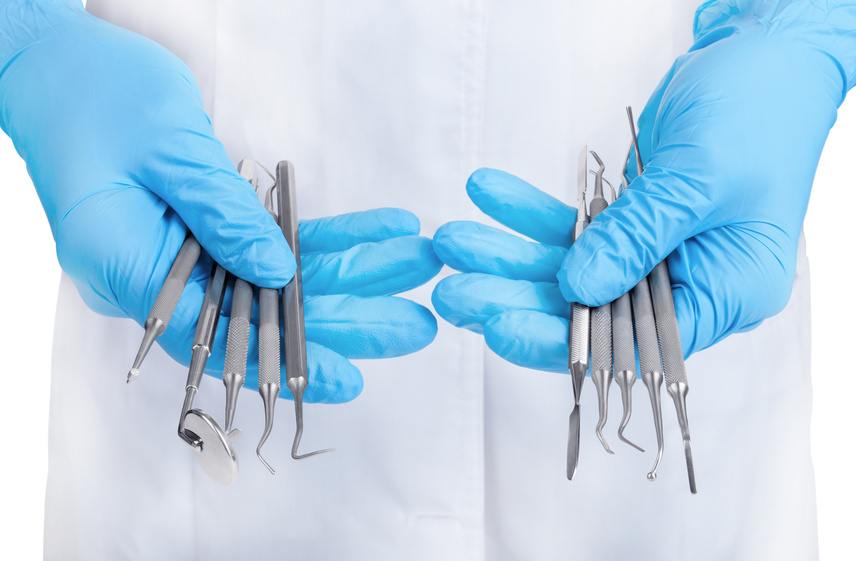 How to choose instruments for implant surgeries?